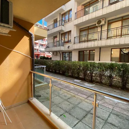Amadeus Xv 5 Studio Centrum Apartmán